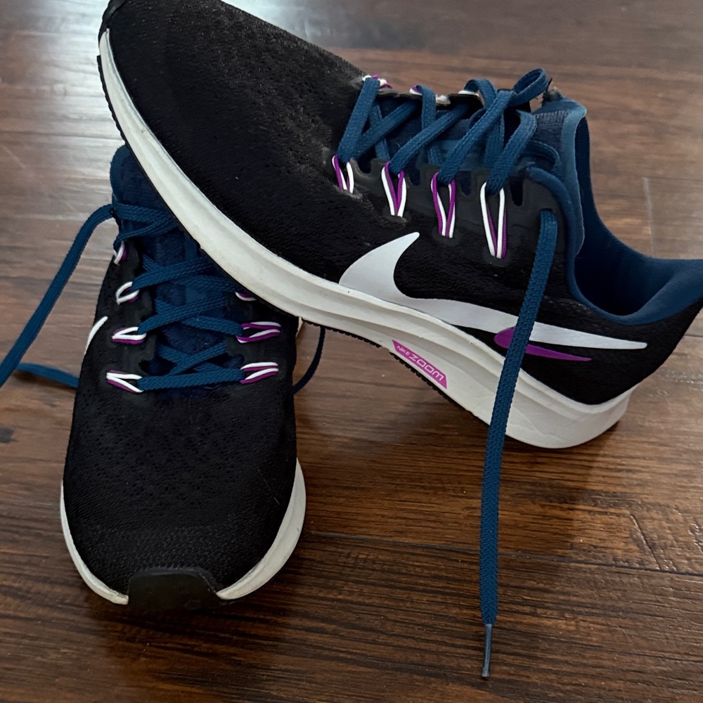 Nike Women's zoom Pegasus 36